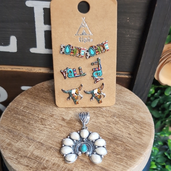 Colorful Southwestern Jewelry Set - Picture 2 of 5